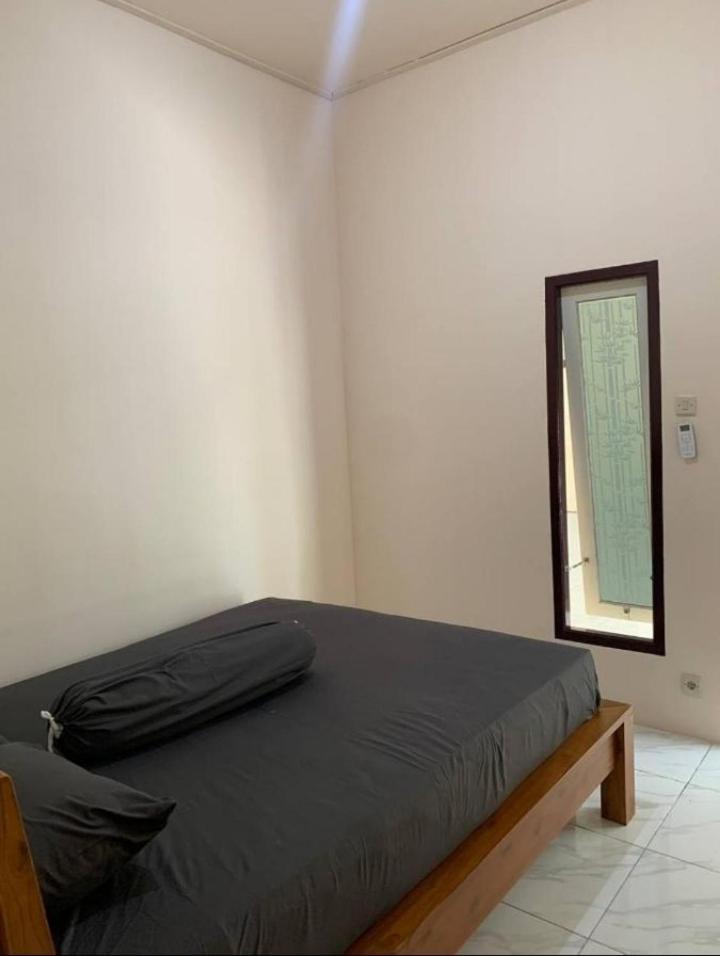 Dikky Guest House Near Bangsal And Sira Pemenang Exterior foto